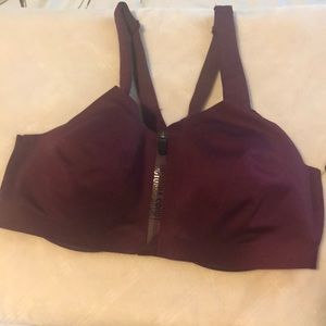 Victoria Sport Bra 36D